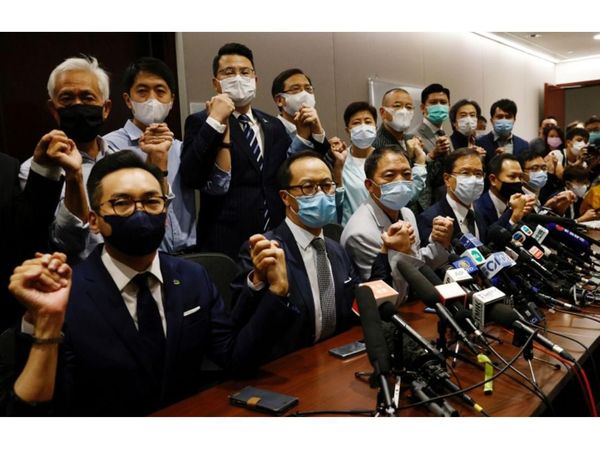 Diputados de Hong Kong renunciarán