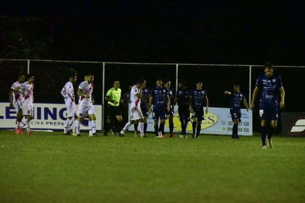 Guaireña golpea y se mete a la vanguardia del campeonato