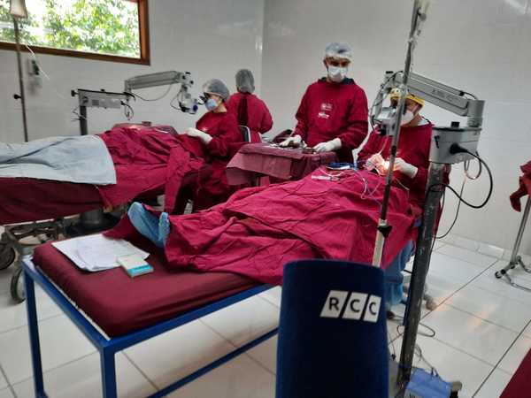 Con cirugía de 10 minutos recuperaron visión