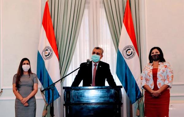Asumen nuevas autoridades en Senadis e Indert