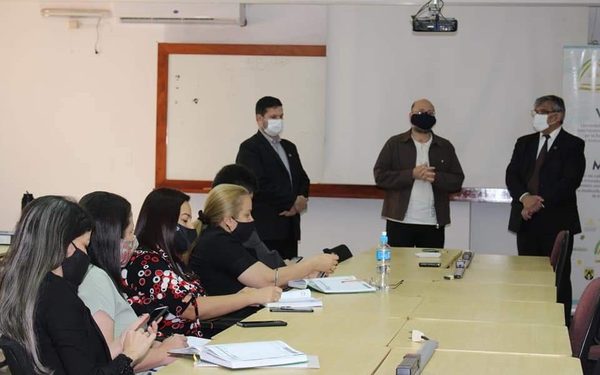 Siguen trabajos con miras a la Acreditación Institucional de la UNE