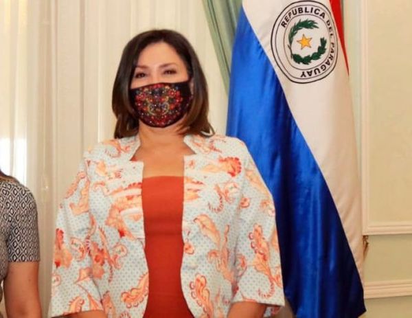 Marito designa a Gail Gina González Yaluff como presidenta de la INDERT