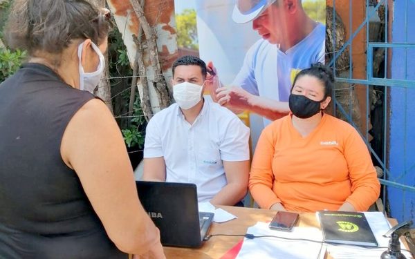 ESSAP brinda atención exclusiva para usuarios del Bañado Sur