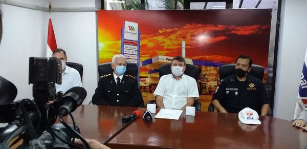 Titular de Petropar niega que se haya apurado firma de contrato para compra de gasoil - Nacionales - ABC Color