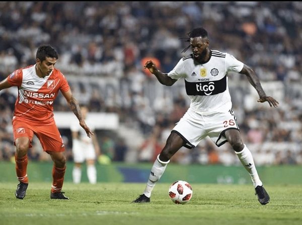 Adebayor no comparte actuar de su representante contra Olimpia | OnLivePy