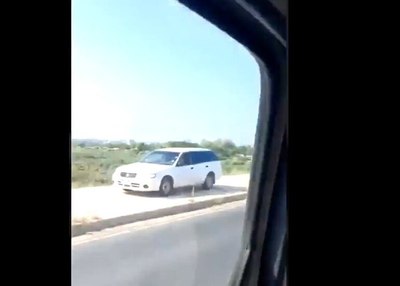 PMT pide colaboración ciudadana para identificar a “temerario” conductor que usó vereda como autopista - Nacionales - ABC Color