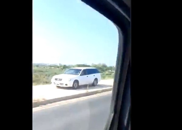 PMT pide colaboración ciudadana para identificar a “temerario” conductor que usó vereda como autopista - Nacionales - ABC Color