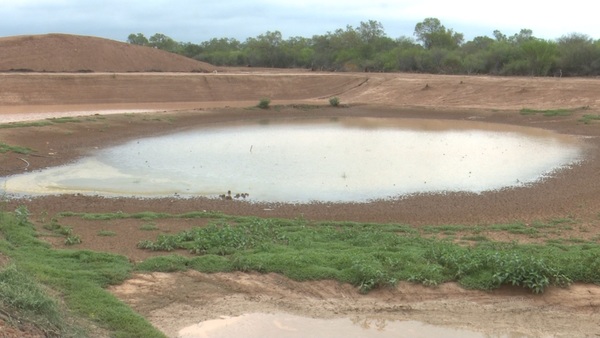 Buscan soluciones a largo plazo para problemática de agua en comunidades