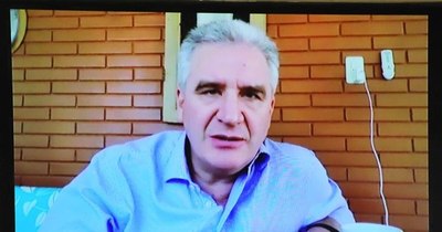 La Nación / Enrique Bacchetta se incorporó al Senado tras el grave accidente que dejó 4 muertos