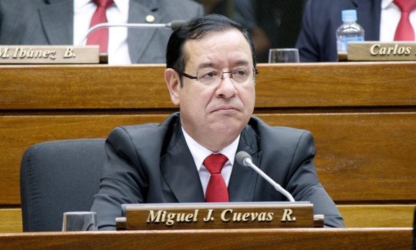 Diputado Miguel Cuevas obtiene libertad ambulatoria