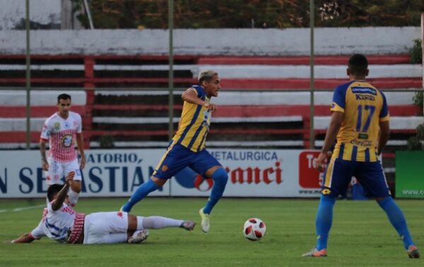 Luqueño vence a domicilio a San Lorenzo