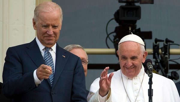El papa Francisco felicitó a Joe Biden