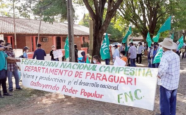En Paraguarí protestó FNC e hizo amenazas - Nacionales - ABC Color