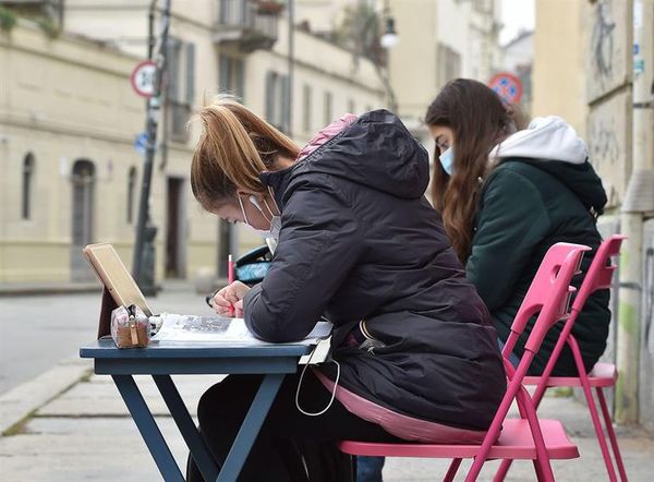 Los estudiantes se rebelan contra los cierres de los colegios en Italia - Mundo - ABC Color