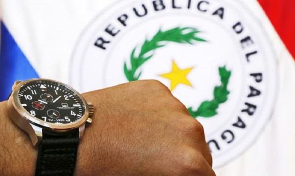 Senadores rechazan proyecto de ley que establece horario de verano como horario oficial del Paraguay