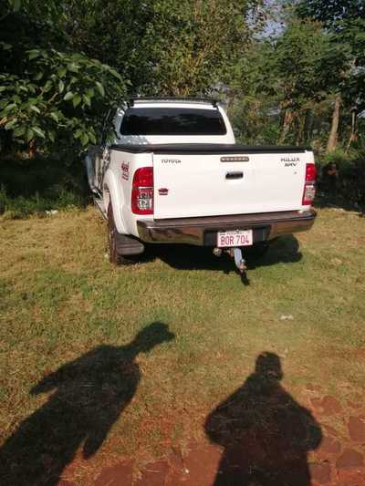 Roban y abandonan una camioneta en Pdte. Franco