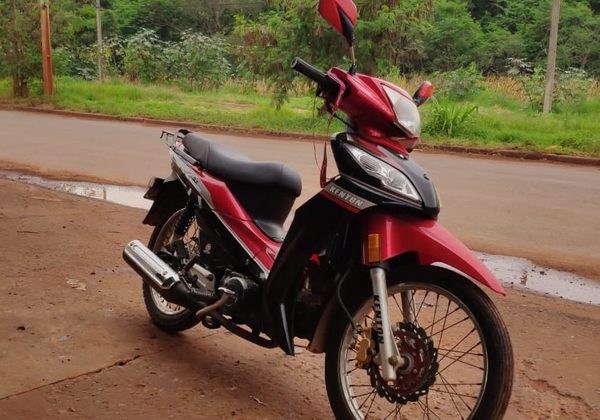 Buscan motocicleta robada en barrio San Isidro de CDE