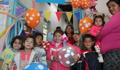 Aumentará cantidad de personas permitidas en eventos sociales y velorios | OnLivePy