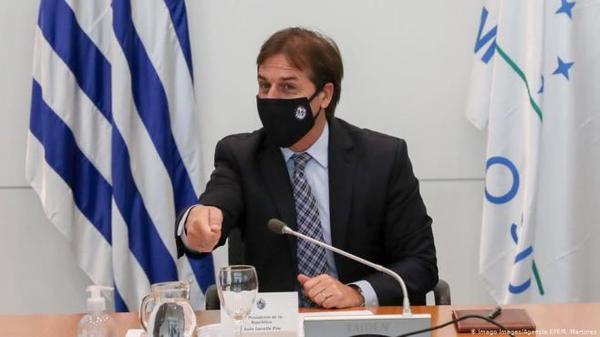Ministro: Uruguay fue víctima del éxito en lucha contra Covid-19 | .::Agencia IP::.