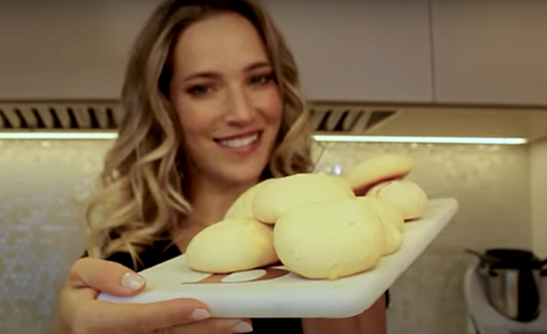 Crónica / (VIDEO) Luisana Lopilato hizo "chipá"