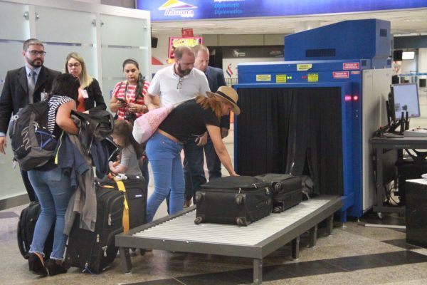 Paraguay flexibilizará actividades y exigencias a viajeros ante descenso de Covid-19