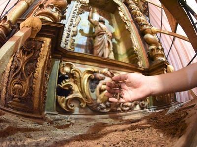 Retablo de la Santísima Trinidad está al borde del colapso