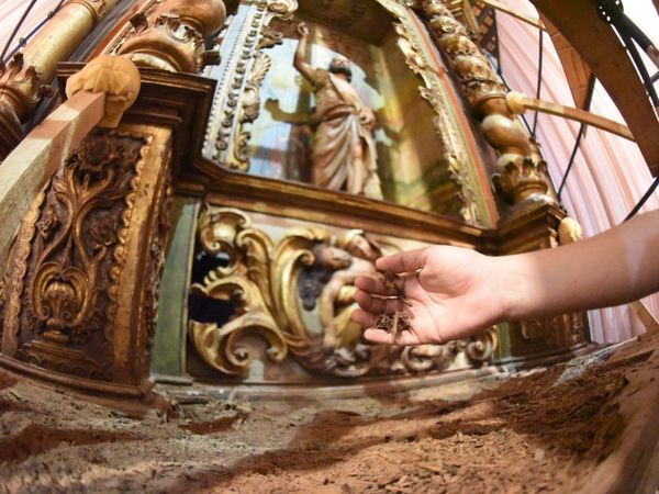 Retablo de la Santísima Trinidad está al borde del colapso