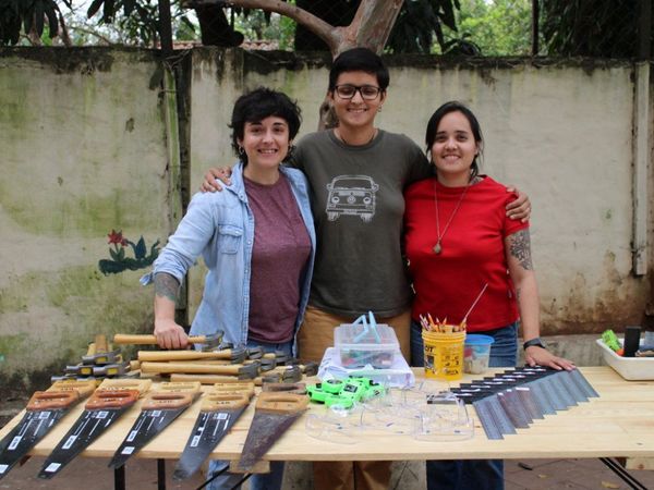 Chicas superpoderosas: hacen plomería, herrería, carpintería y más