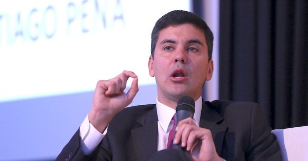 La Nación / Peña lamenta campaña maliciosa montada por el Grupo Zucolillo contra Banco Basa