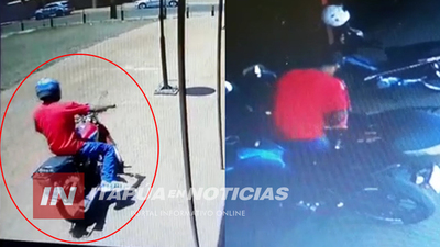 COMO SI FUERA SUYA, DELINCUENTE HURTO MOTOCICLETA ESTACIONADA EN EL CIRCUITO COMERCIAL