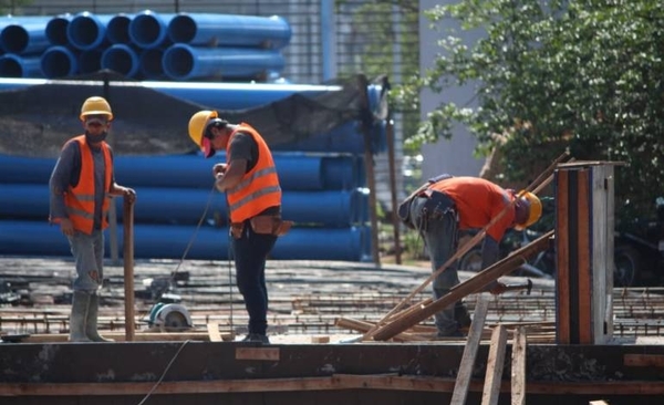 HOY / Essap ejecutará obras a fin de garantizar la provisión de agua en verano
