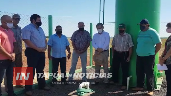 INTENDENTES DE FRAM Y CARMEN DEL PNÁ. RECIBEN OBRAS PARA ACCESO AL AGUA POTABLE