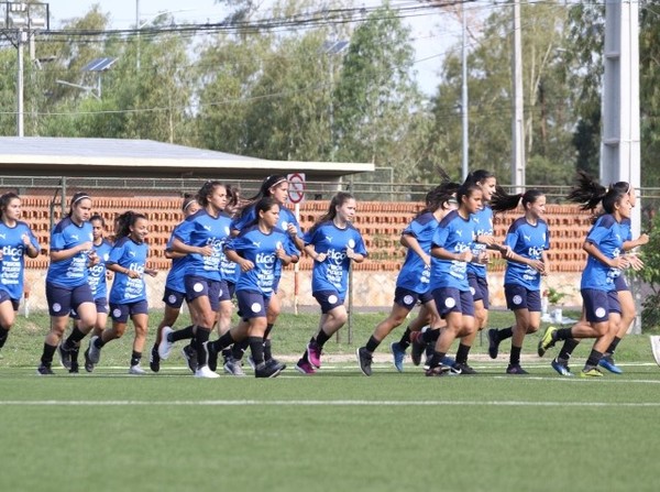 Quinto día de semana intensa de la Albirroja Femenina Sub 17 - APF
