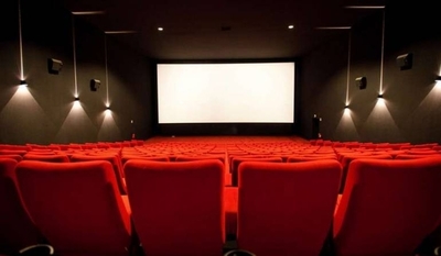 HOY / Celebran reapertura de las salas de cine tras varios meses de espera