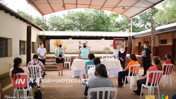 CAPACITAN A EMPRENDEDORES DE ITAPÚA DE CARA A LA GRAN FERIA DEL SUR