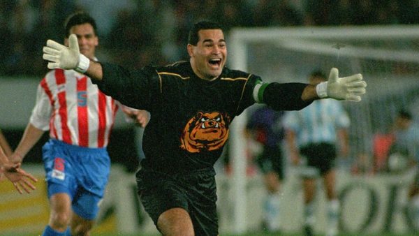 «Siempre insultan a los mejores», el mensaje de Chilavert para Romero | OnLivePy
