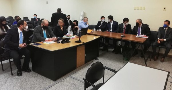 La Nación / Fiscalía duda de su propia acusación, según defensa