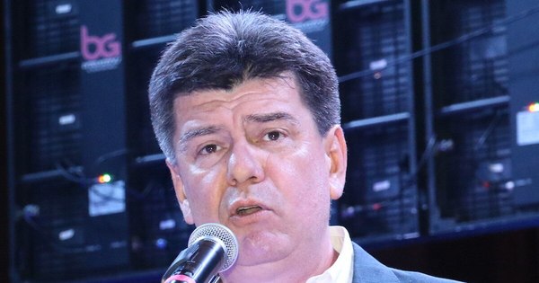 La Nación / Afirman que Alegre es dictador, fascista y arbitrario