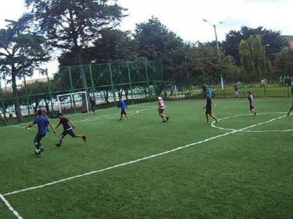Vuelven fútbol amateur, velorios y los eventos con hasta 100 personas
