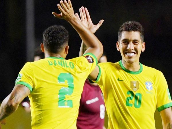 Brasil triunfa y sigue arriba