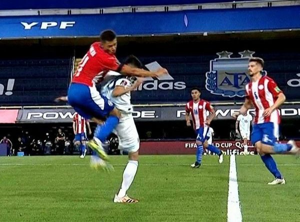 Chila defiende de Ángel Romero: “Los argentinos se rasgan las vestiduras pero celebran el gol antideportivo de Maradona con la mano”