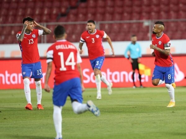 Chile supera a Perú