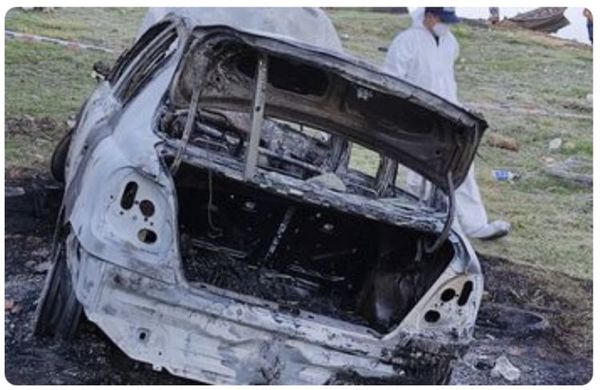 Hallan cuerpo dentro de vehículo incendiado en Remanso