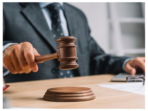 Enfrenta juicio oral por cobrar indemnización a telefonía