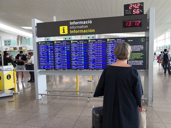Aeropuerto de Barcelona con 85% menos de pasajeros tras el coronavirus