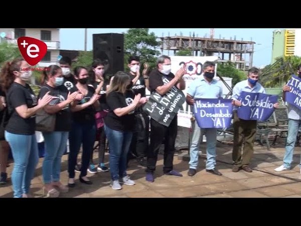 ARTISTAS ITAPUENSES RECIBIERON KITS DE VÍVERES