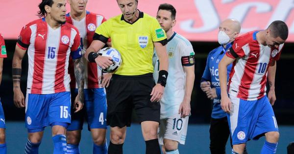 Análisis VAR en la falta a Romero y el gol anulado a Messi