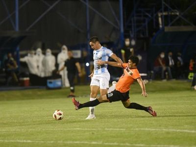 General Díaz rescata un punto gracias al VAR