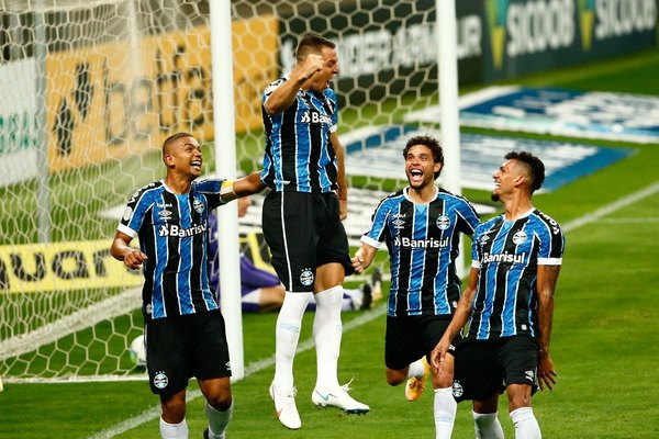 Diego Churín se estrena como goleador en Gremio