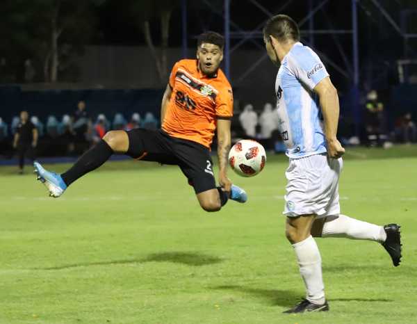 Guaireña FC y General Díaz sellaron un empate 1-1.